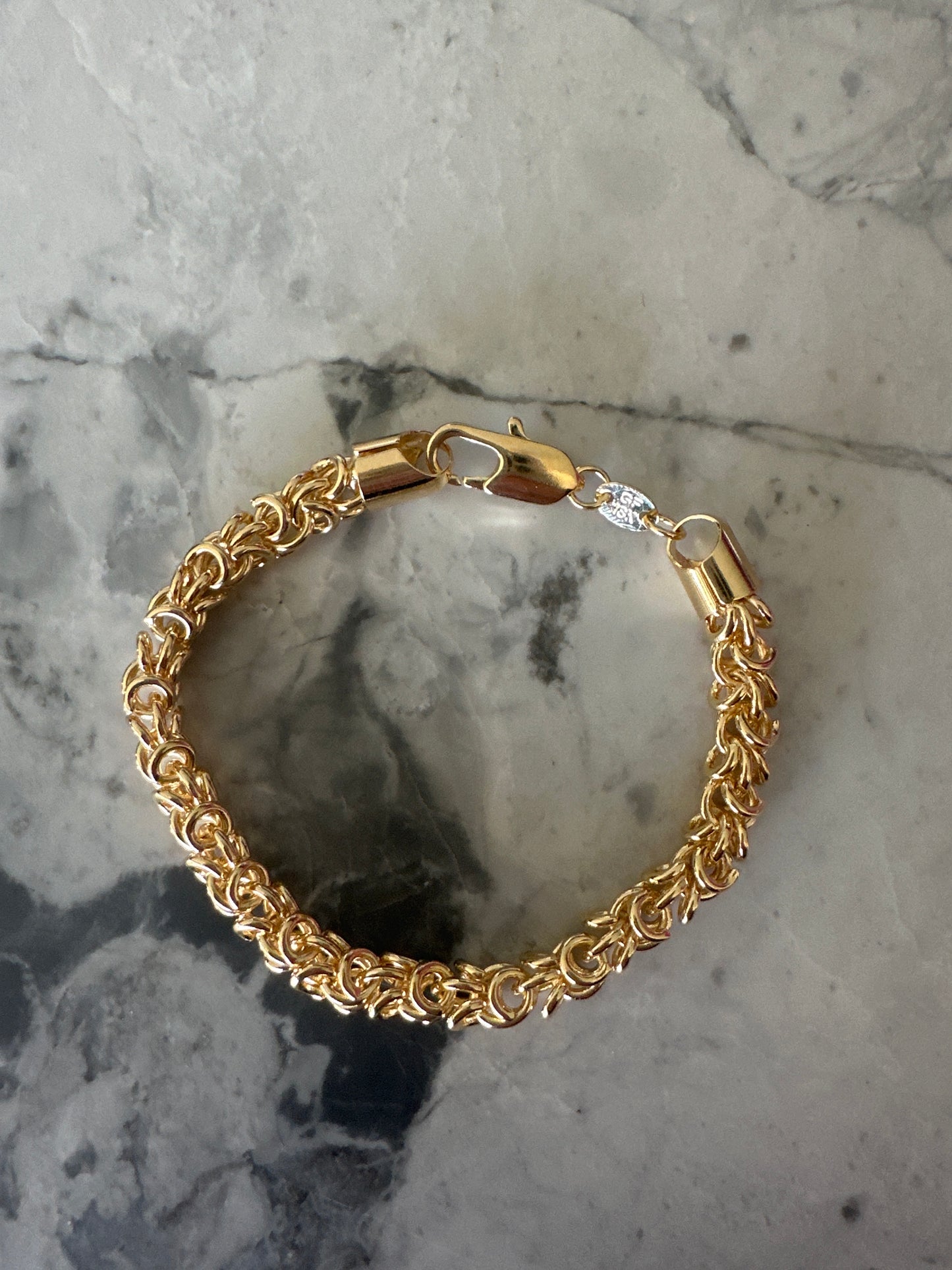 Chunky Knotted Link Bracelet Gold