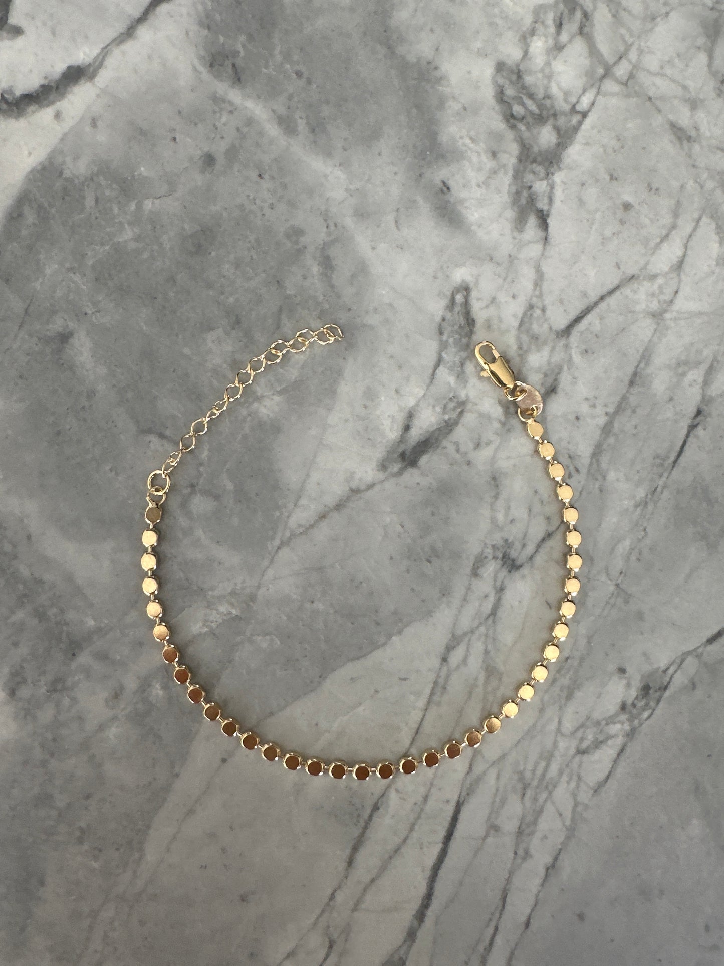 Flat Circle Chain Bracelet Gold