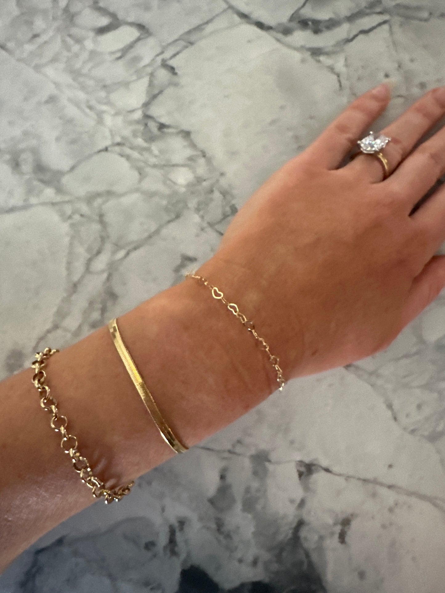Nasa Dainty Heart Links Bracelet Gold