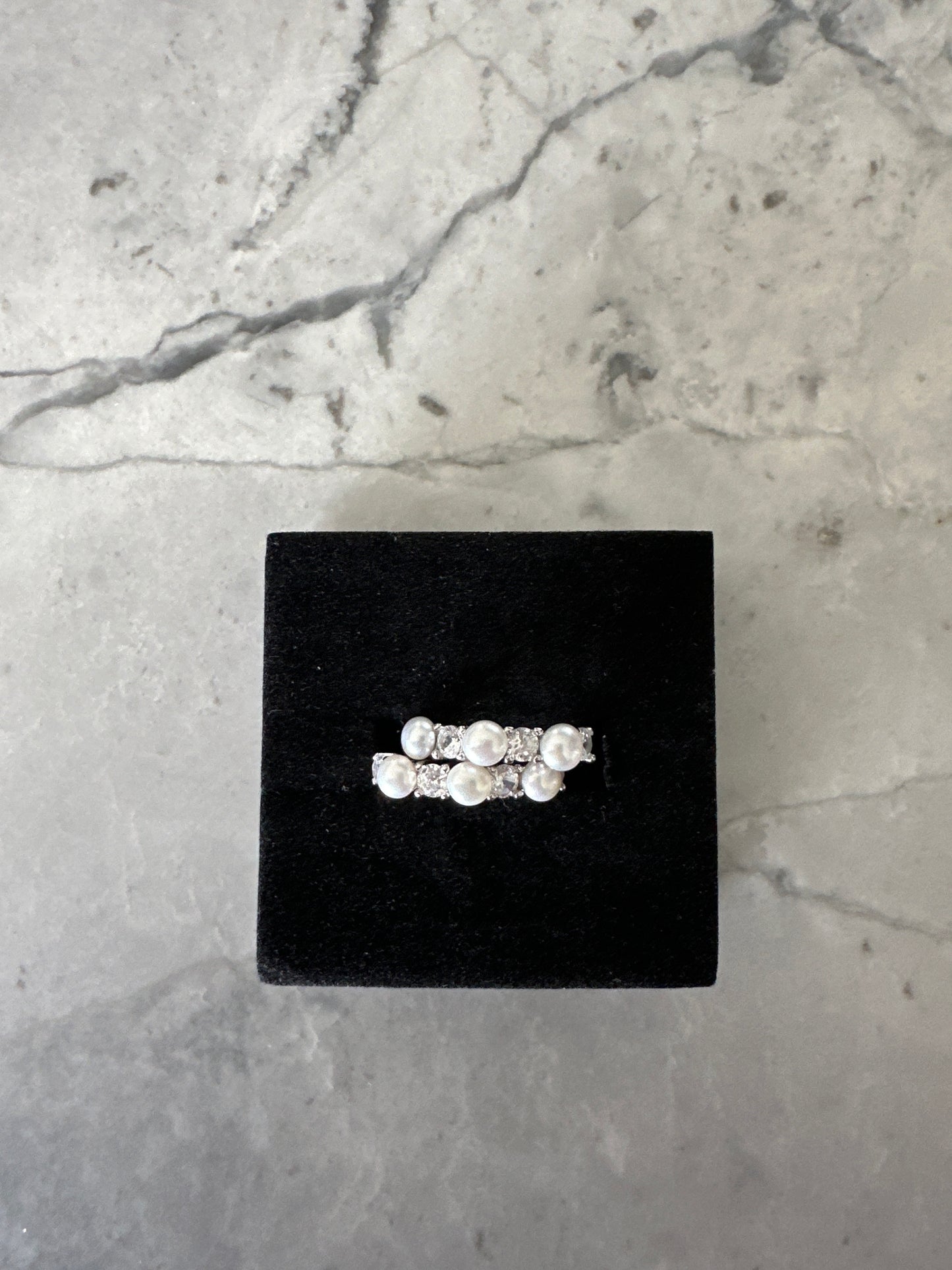 Bridal Pearl Hoops Silver 🤍