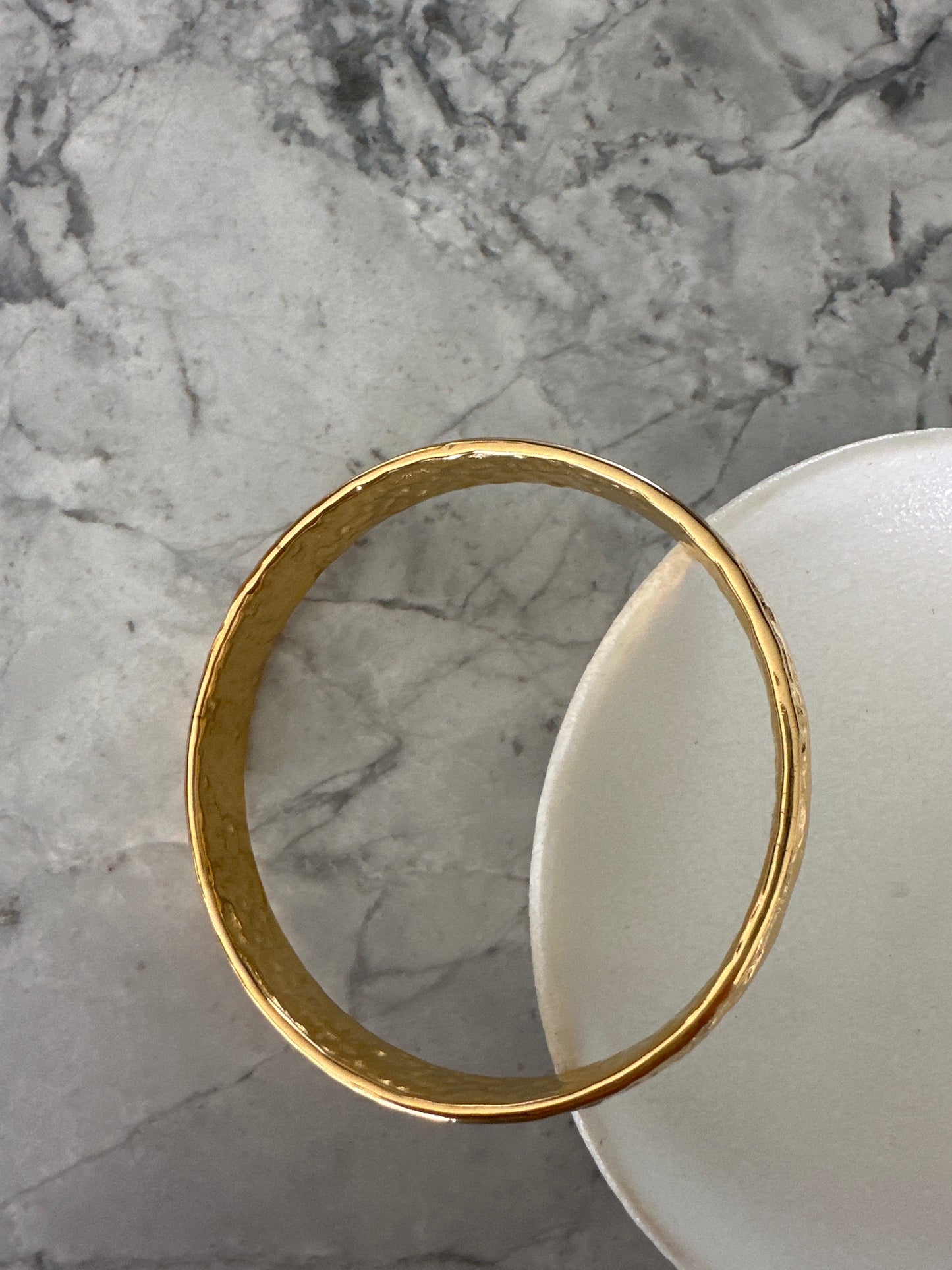 Chantelle Pave Hammered Bangle Gold