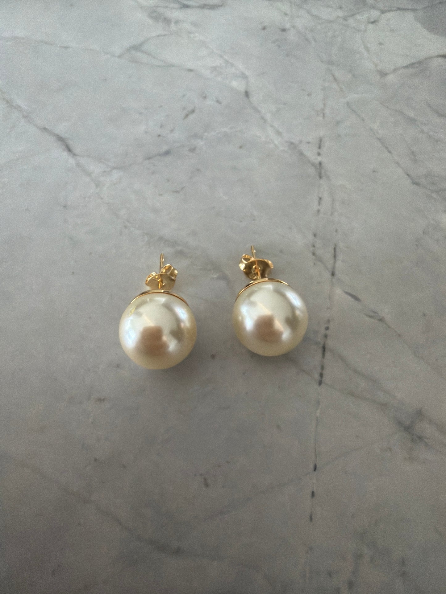 Chanel Giant Pearl Statement 18K Gold Filled Bridal Earrings (new product sale)