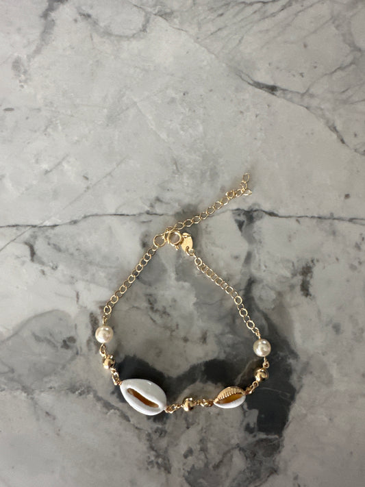 Shell Gold Bracelet