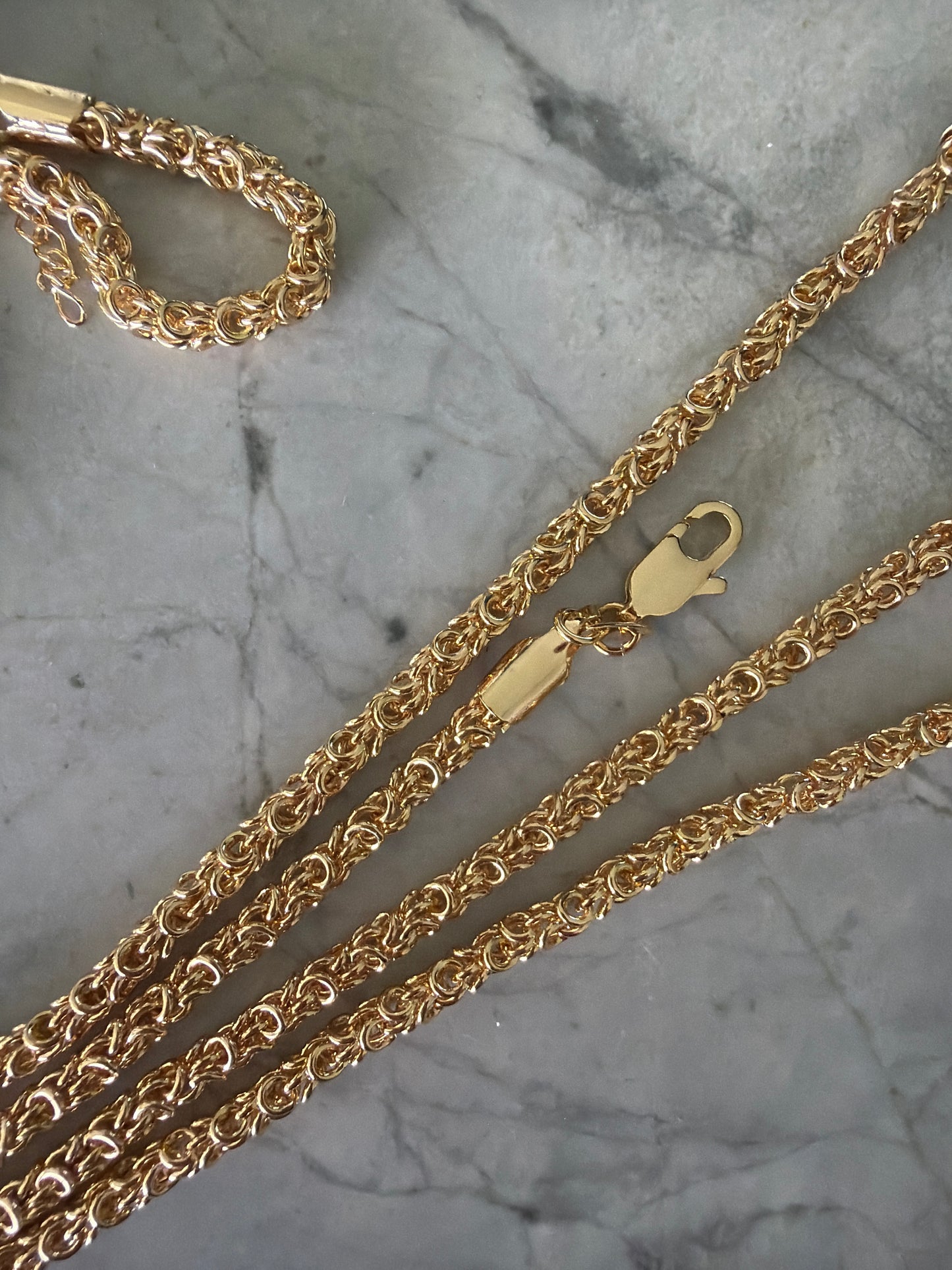 Knotted 18k Gold Filled Bracelet ✨  - WED SALE