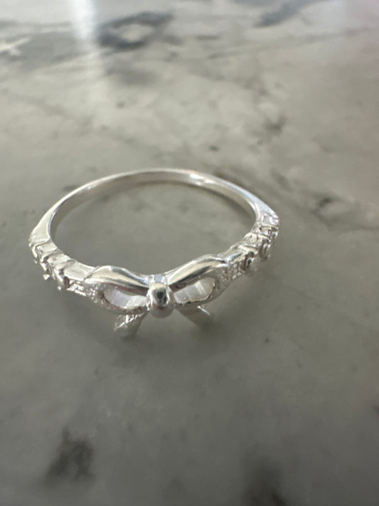 Bow Silver Ring