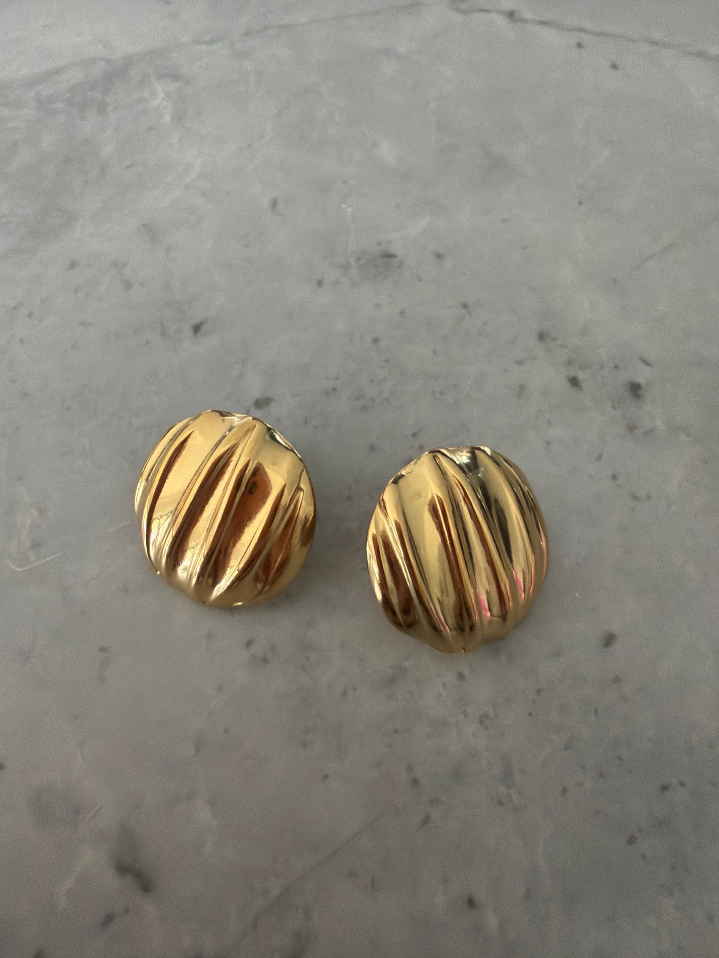 Circle studs 18k Gold Plated Studs
