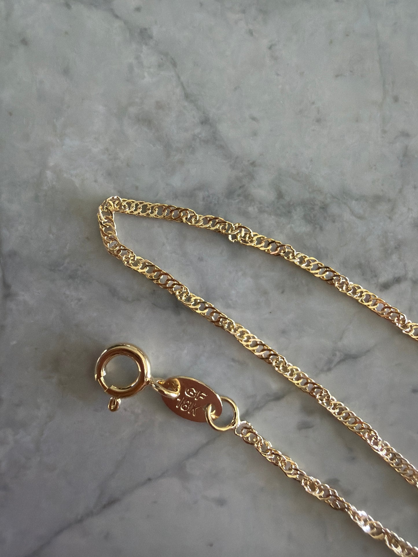 Dainty Twist Chain Bracelet