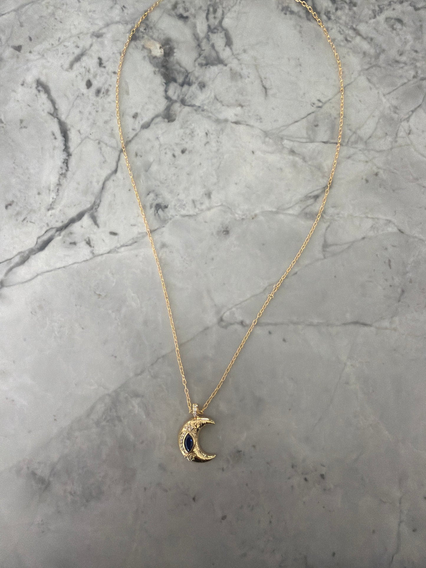 Crescent Moon Pendant | 18k Gold-Filled