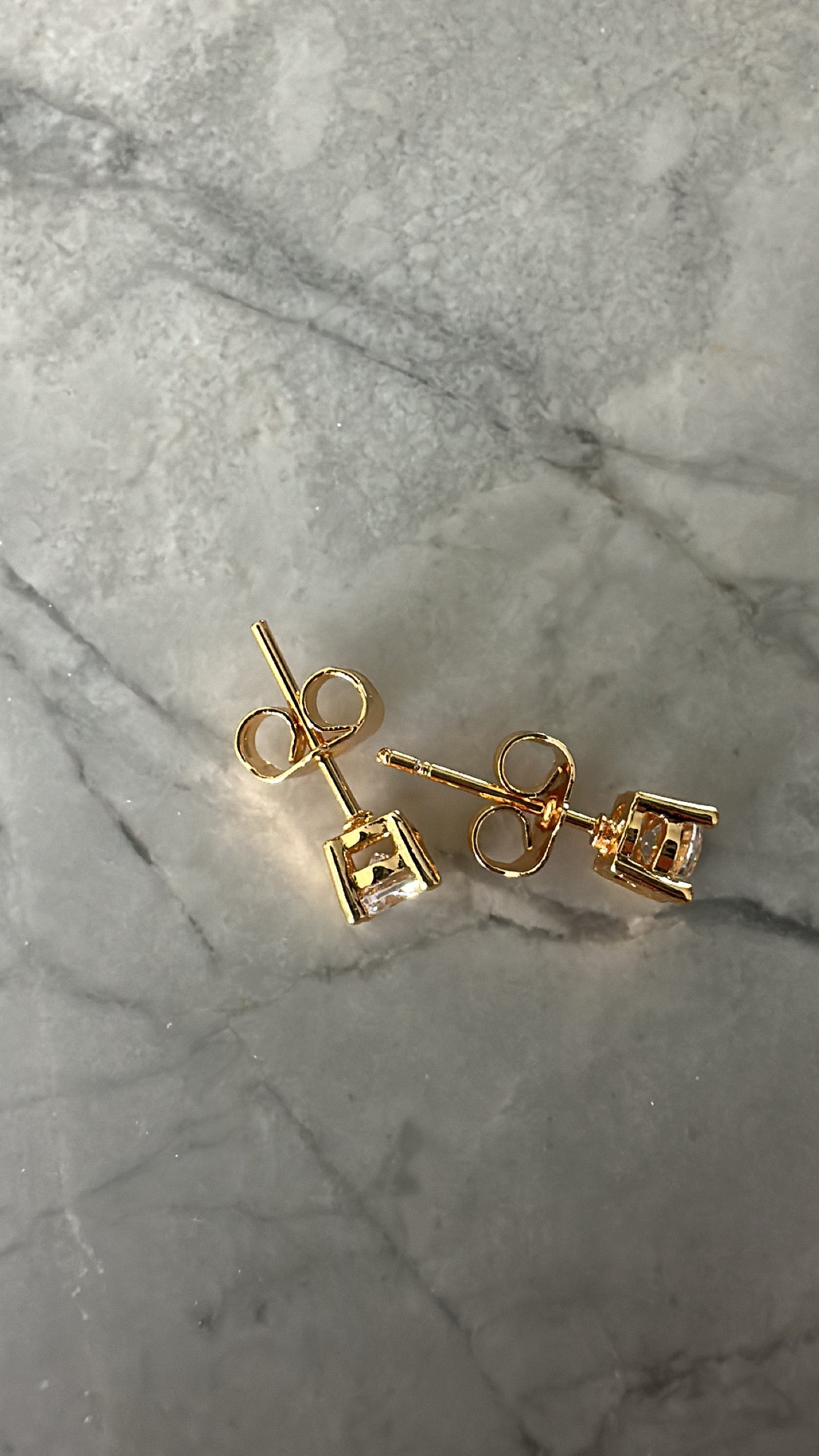 Everyday Stud Earrings Gold