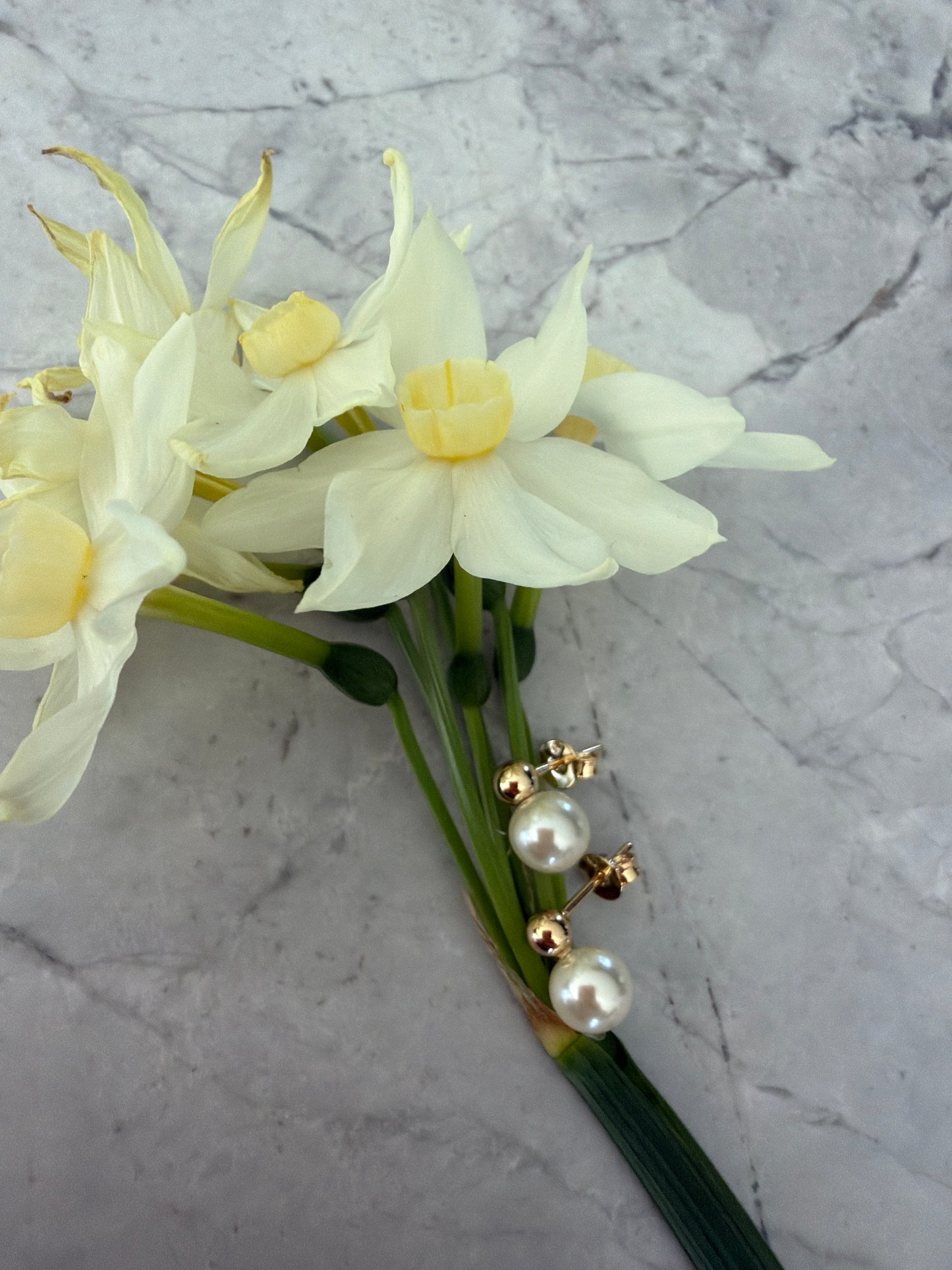 Daffodil Everyday Pearl Gold Ball Earrings | 18k Gold-Filled