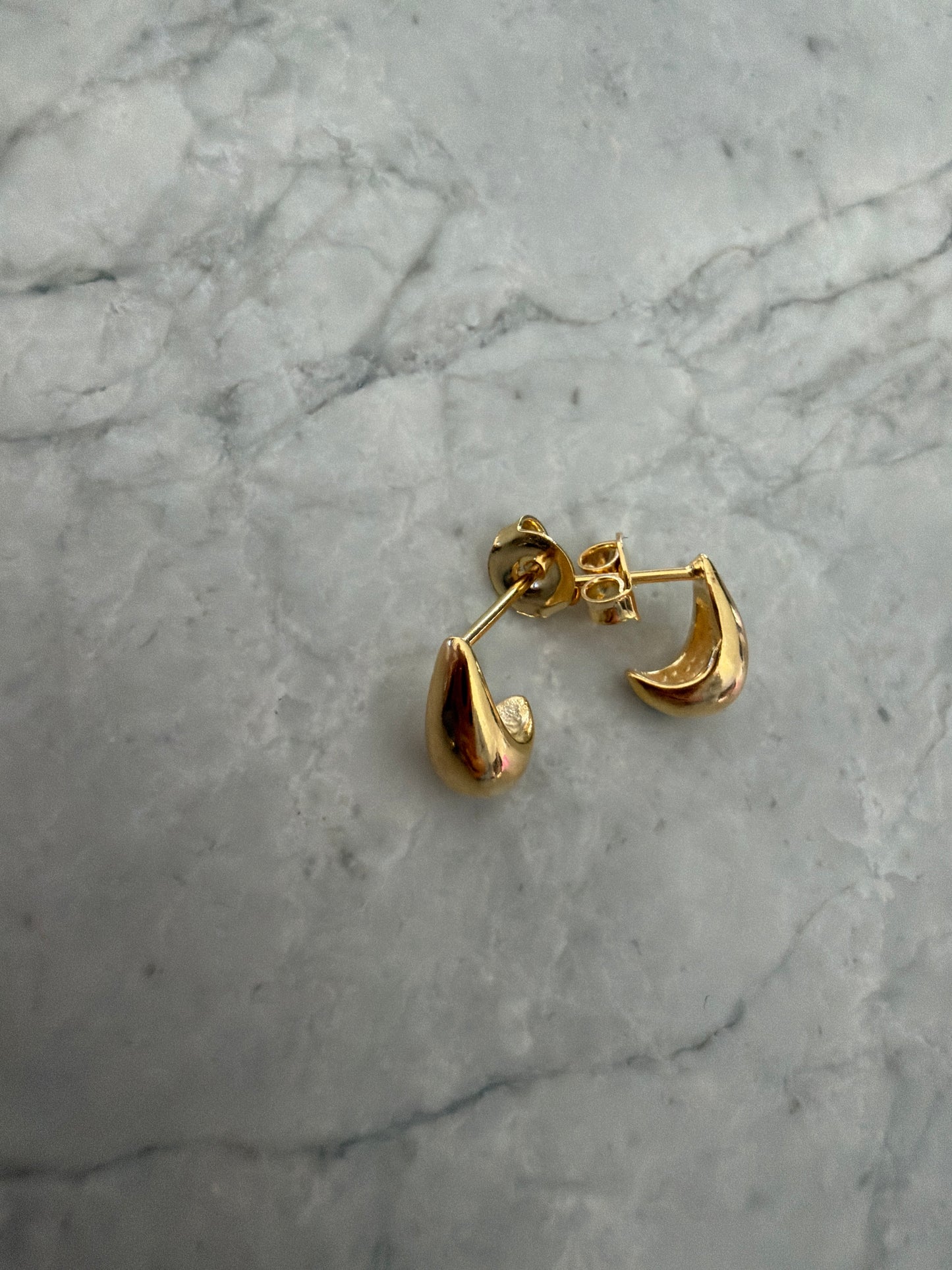 Dainty Everyday Teardrop Earrings – 18K Gold-Filled SAMPLE SALE