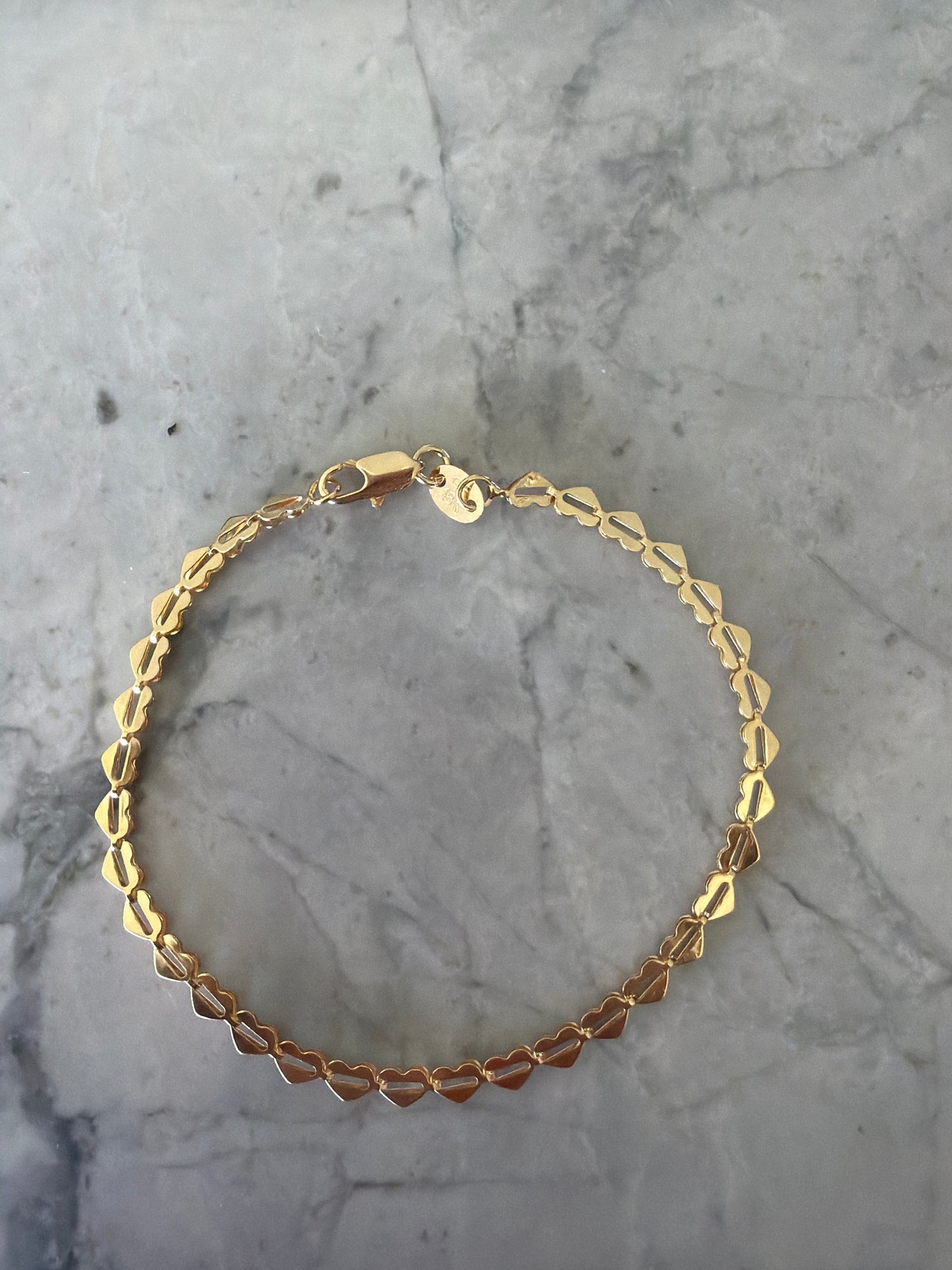Alba Flat Heart Bracelet Gold SALE