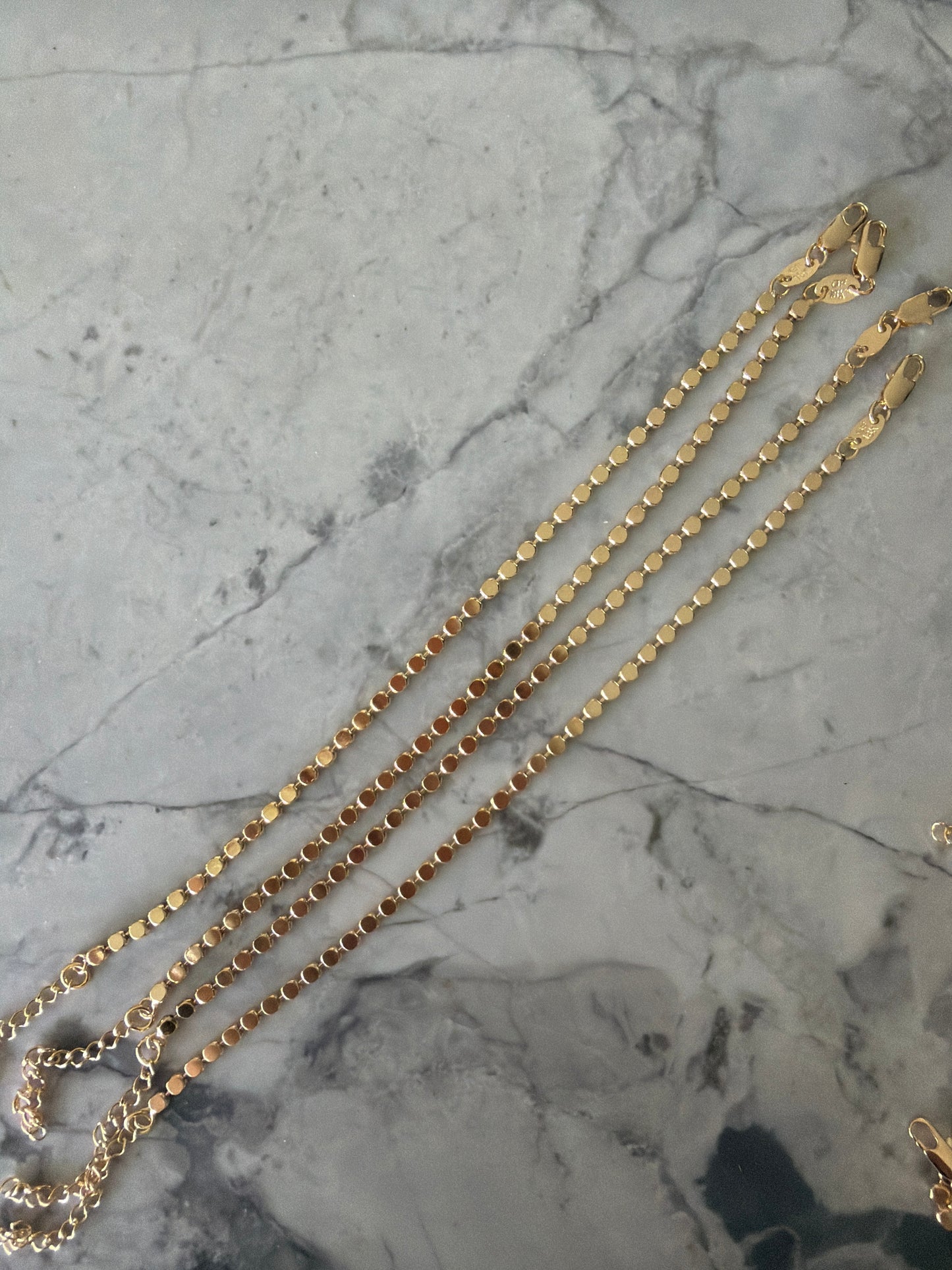 Flat Circle Chain Bracelet Gold