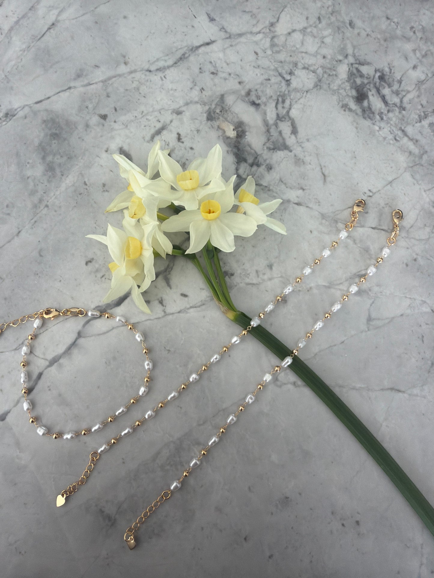 Emerging Spring Pearl Gold Bead Bracelet | 18k Gold-Filled - Sale