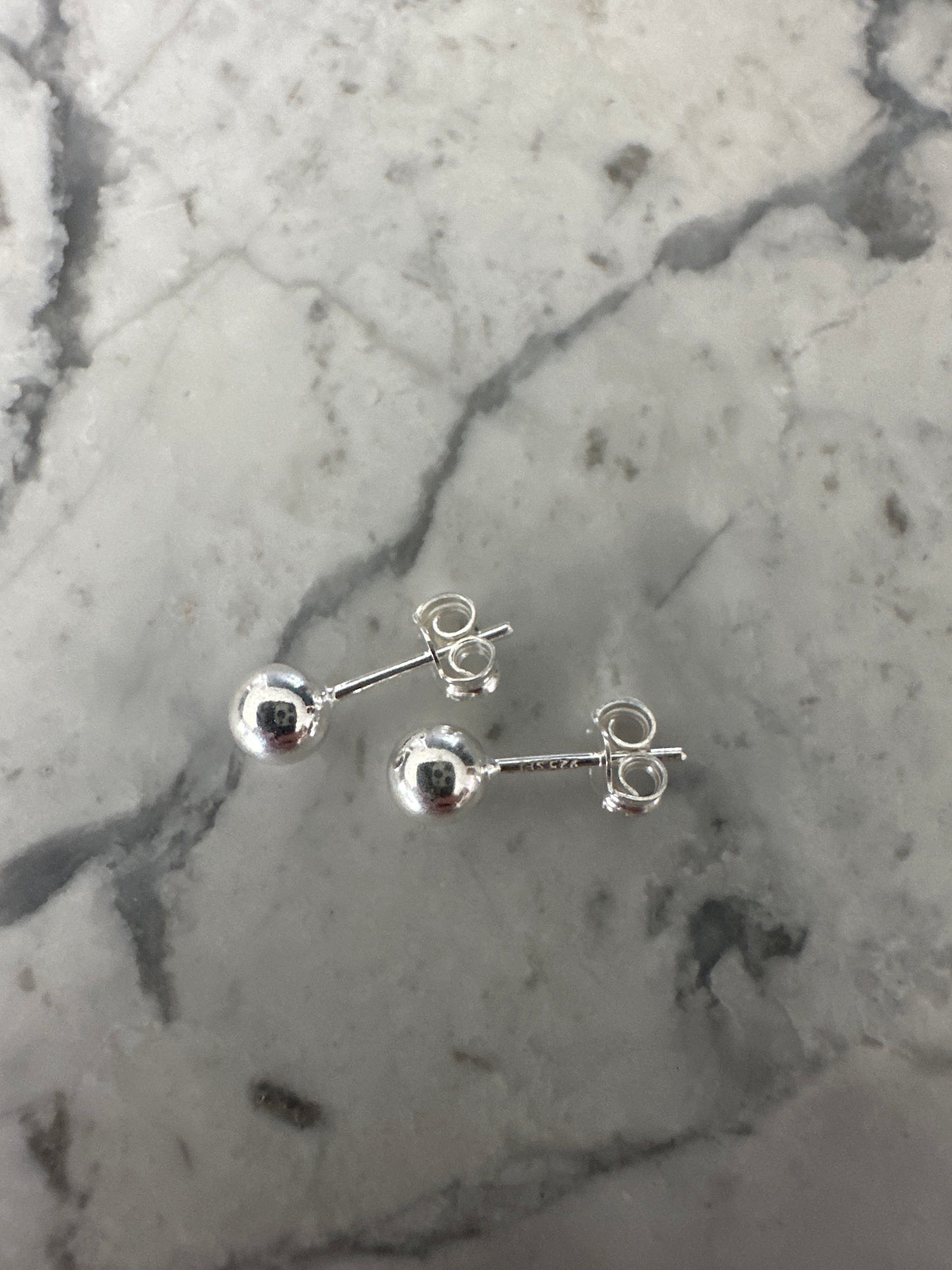 Small Ball Studs Silver