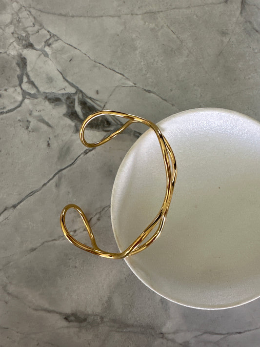 Wavey Cuff Gold