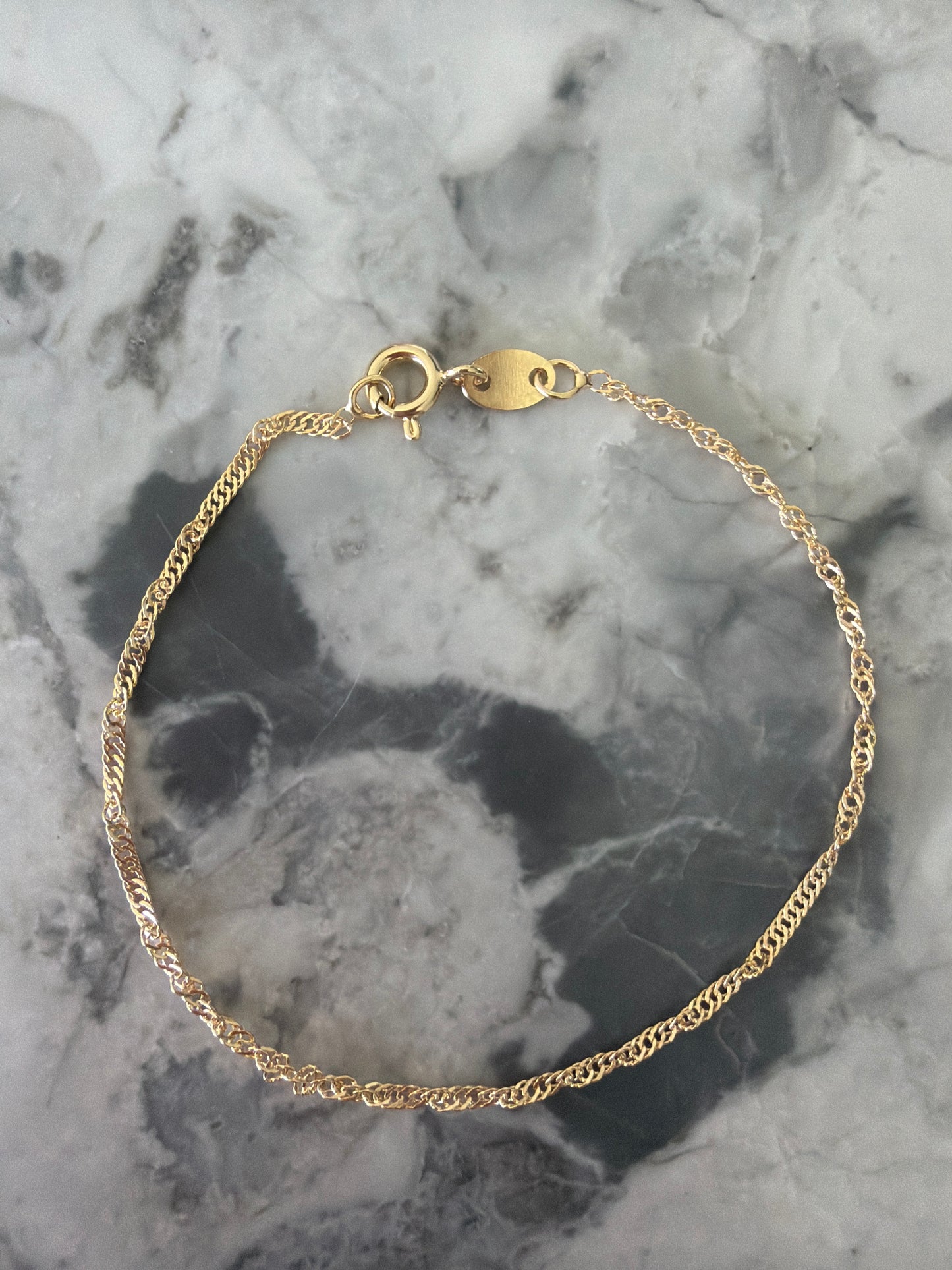 Dainty Twist Chain Bracelet