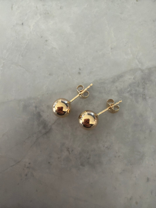 9k solid gold ball stud earrings AU375