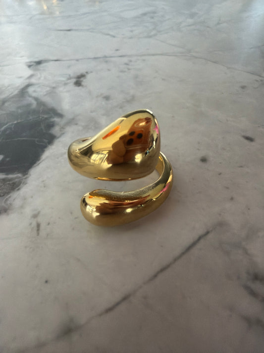 Charlie Statement Chunky Ring Gold