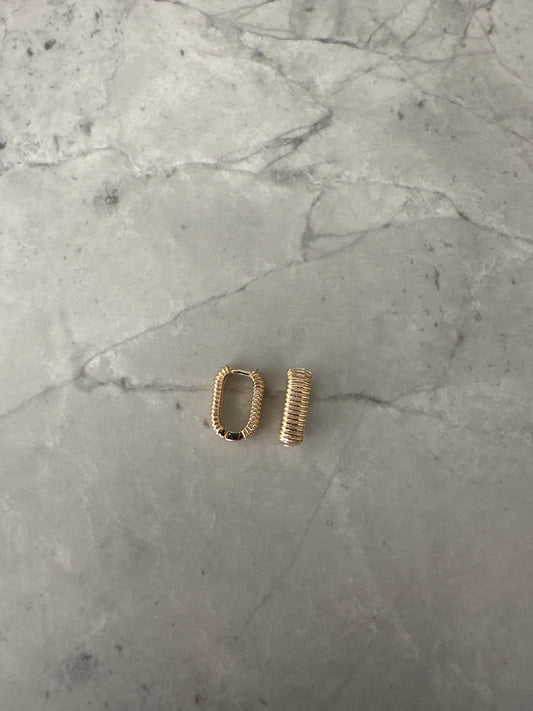Ribbed Hoop Earrings Gold