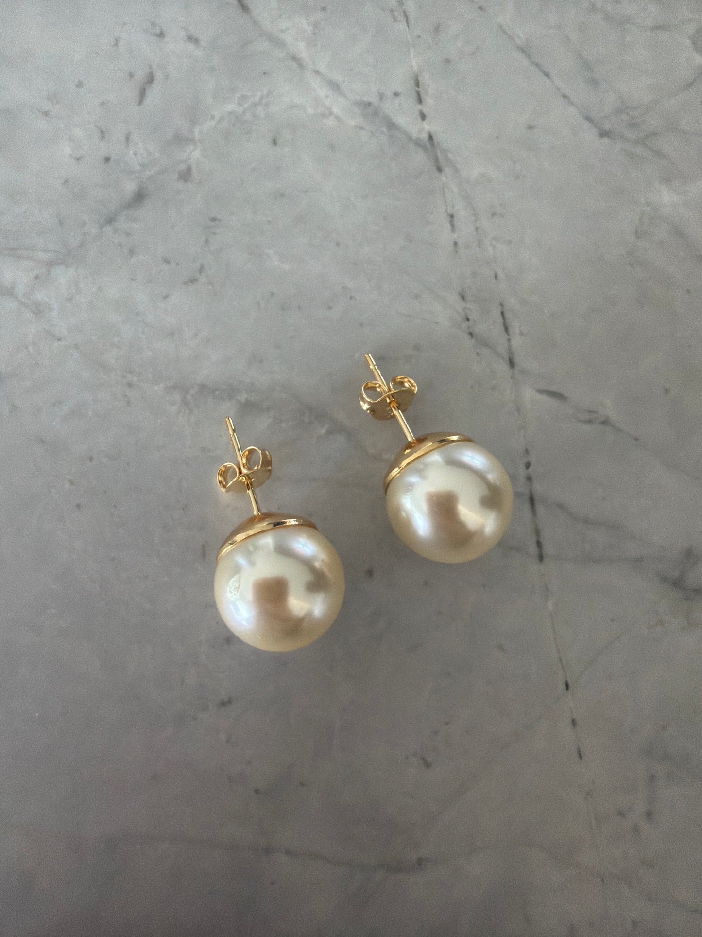 Chanel Giant Pearl Statement 18K Gold Filled Bridal Earrings (new product sale)