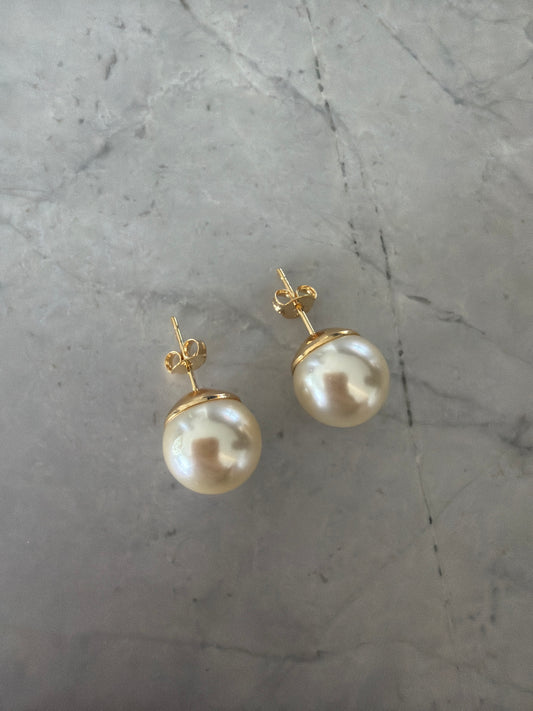Chanel Giant Pearl Statement 18K Gold Filled Bridal Earrings (new product sale)