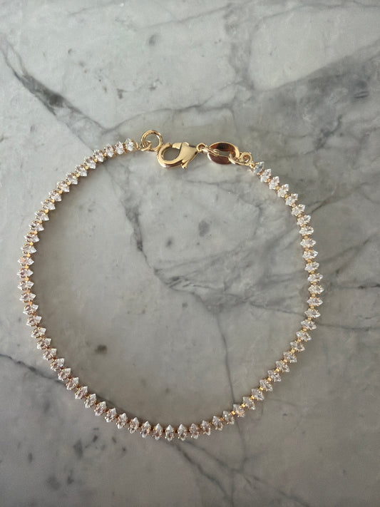 Dainty Pear Tennis Bracelet Gold