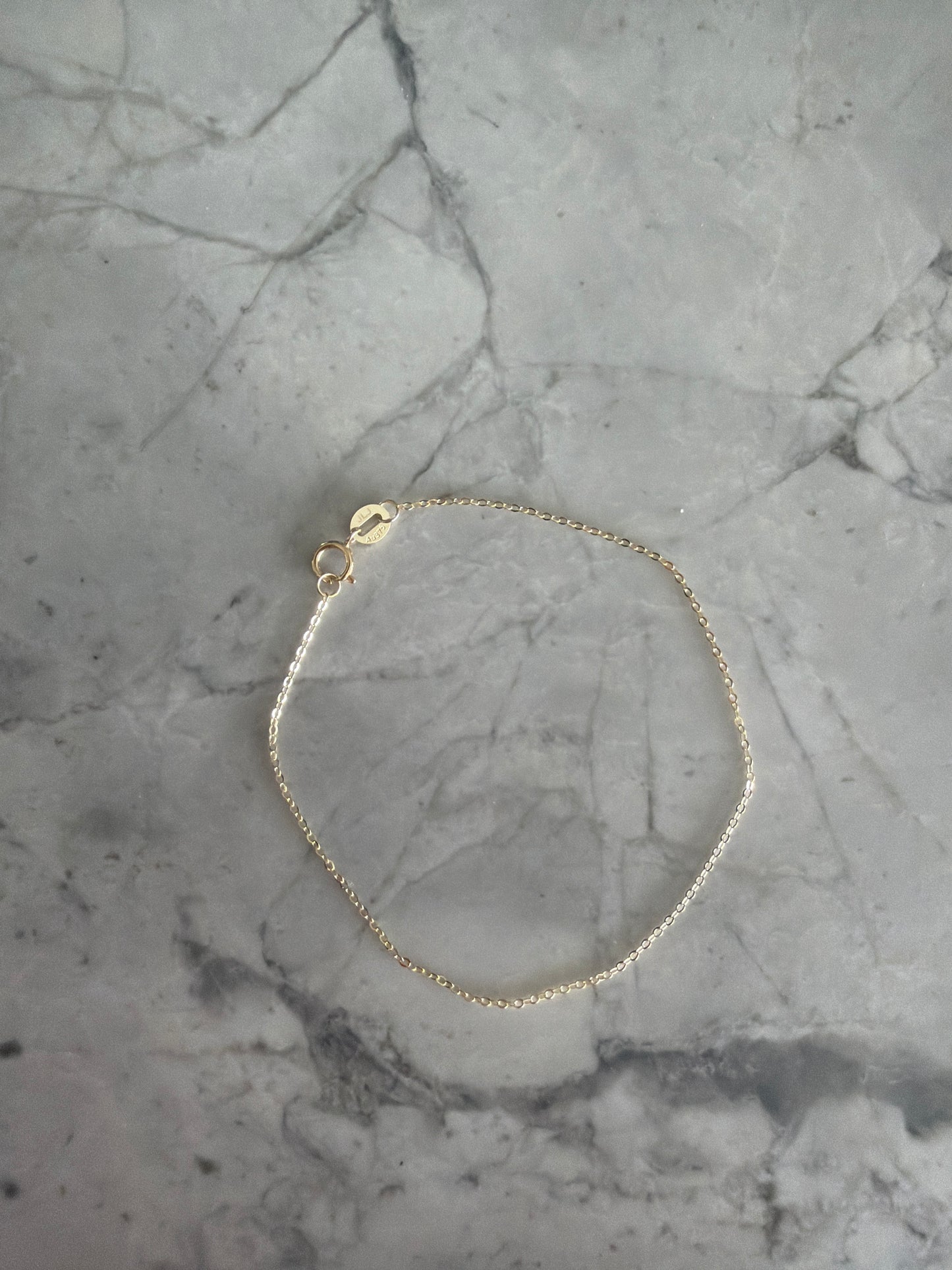 9k Solid Gold Dainty Bracelet