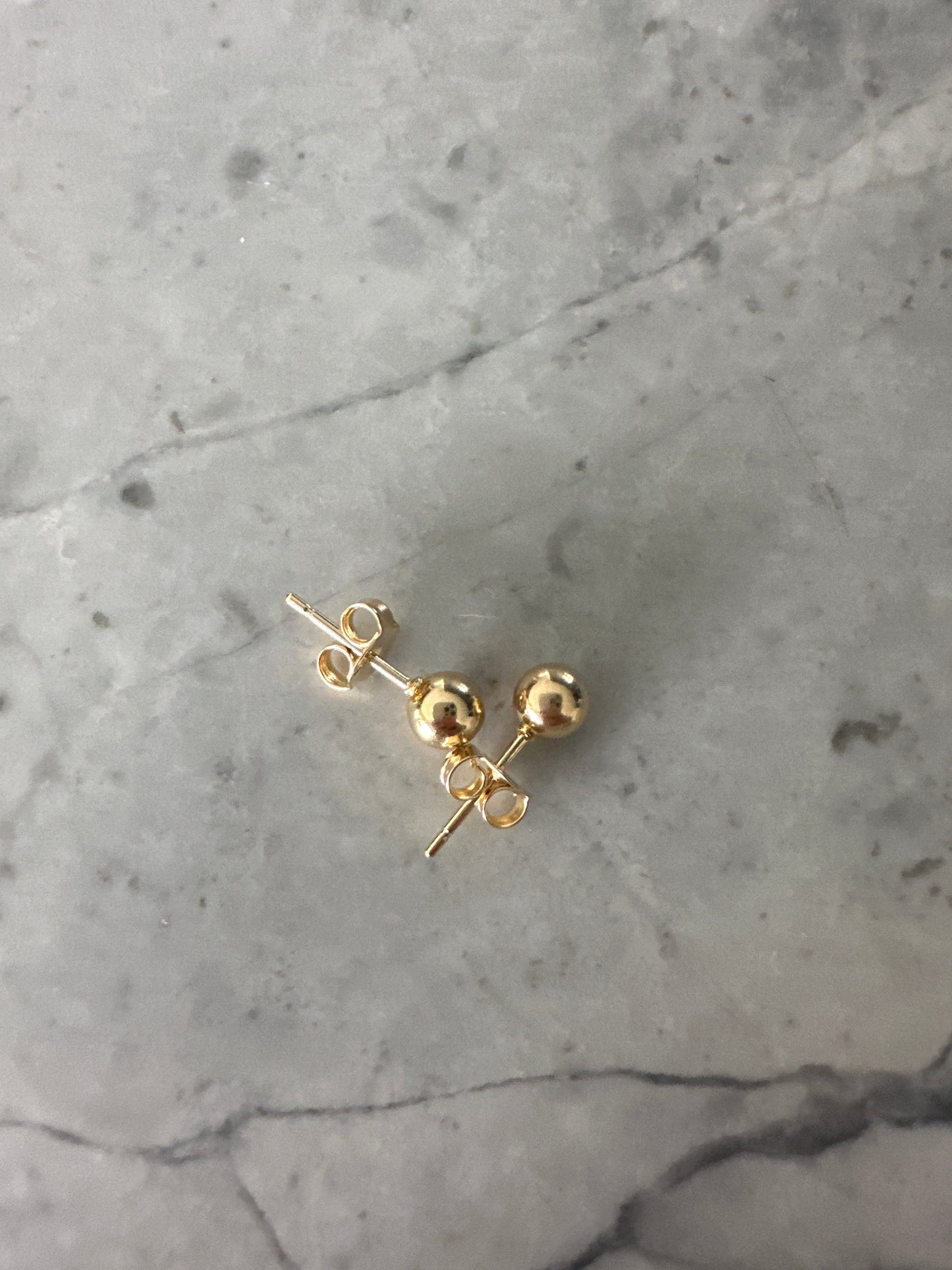 Everyday Small Round Gold Stud Earrings