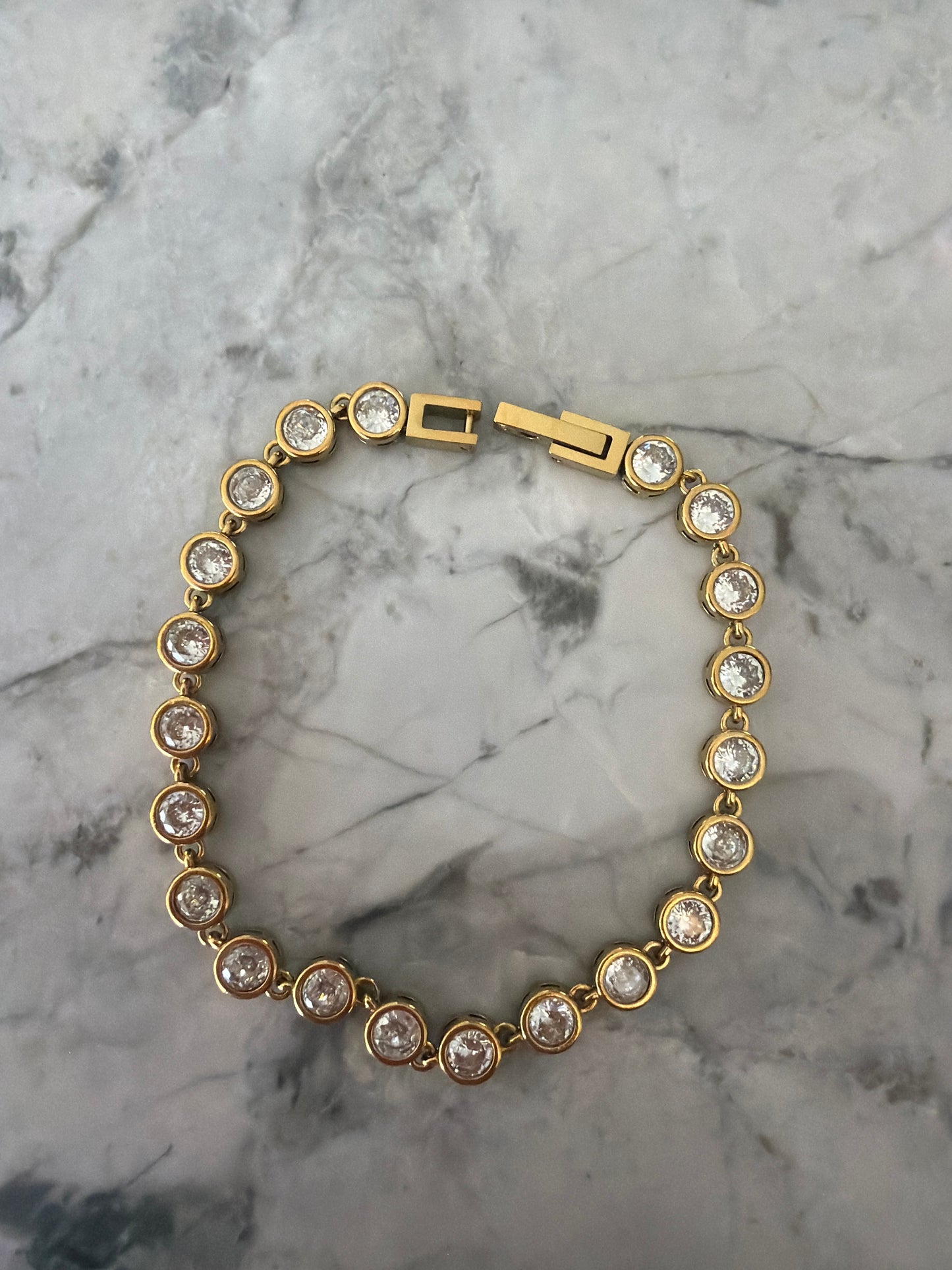 Shanelle Vintage Style Bezel Bracelet | 18k Gold-Coated - Sale