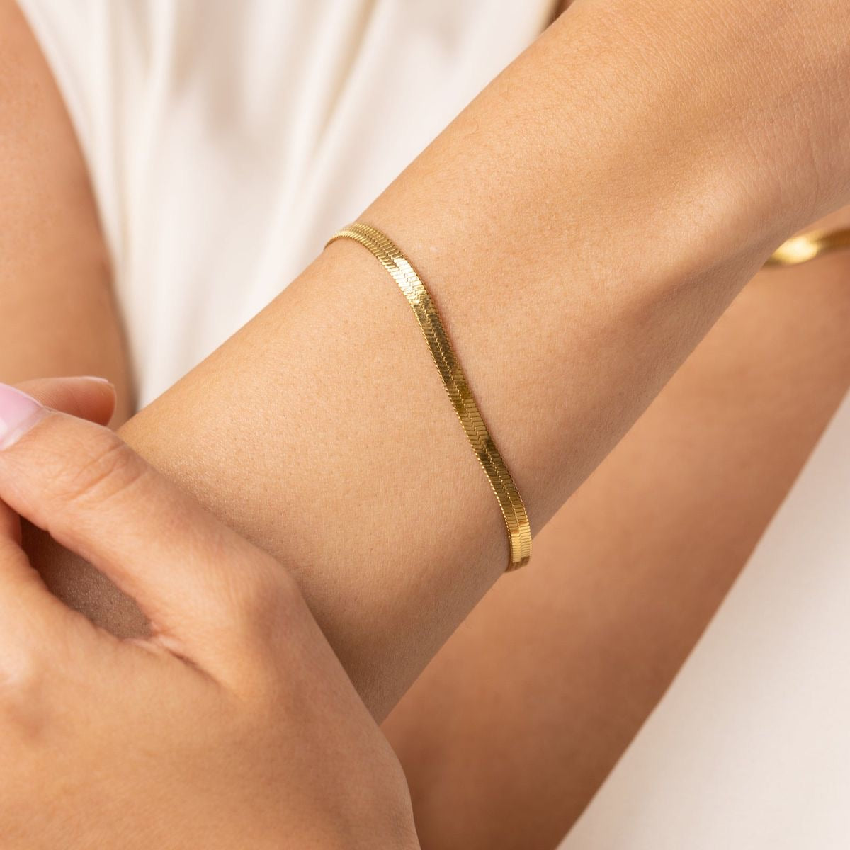 Eski Signature Herringbone Stackable Bracelet