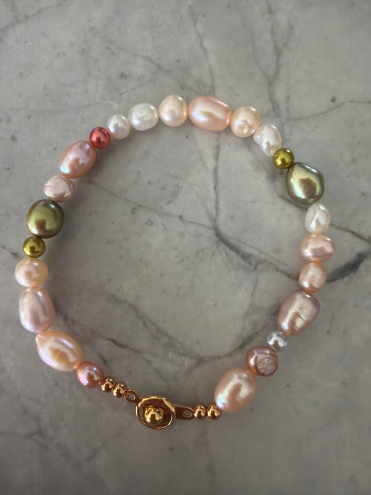 Jacqueline Lee Jewellery | Lustre Baby Pink Pearl Bracelet