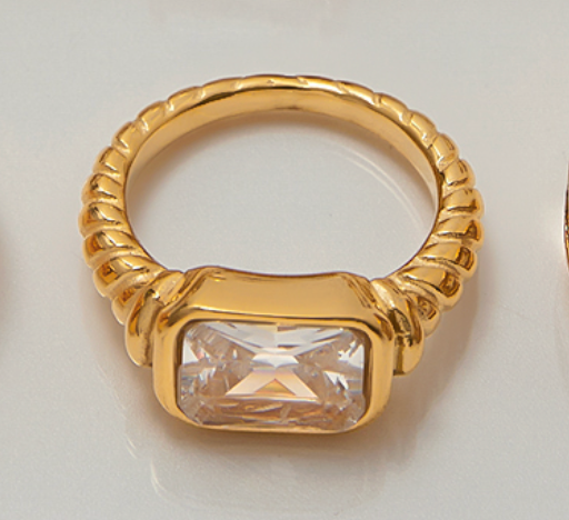 Adele Large Gem Stackable Ring | 18k Gold-Coated