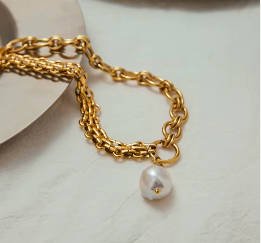 Lauren Baroque Pearl Statement Necklace Gold