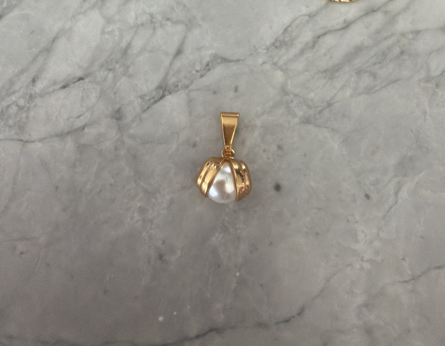Jacqueline Lee Jewellery | Small 18k Gold Filled Pendant